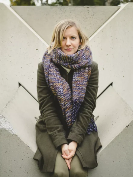 portrait graphique d'une jeune femme